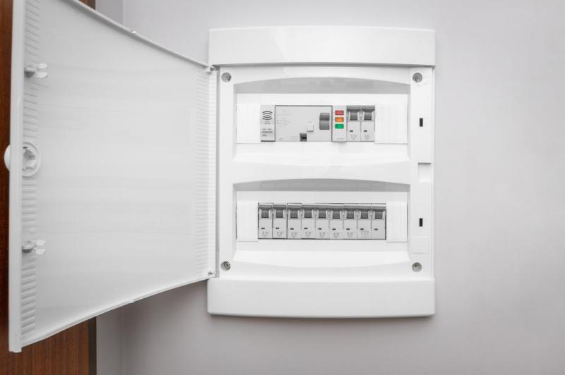 Les meilleures fournitures &eacute;lectriques pour vos projets de bricolage